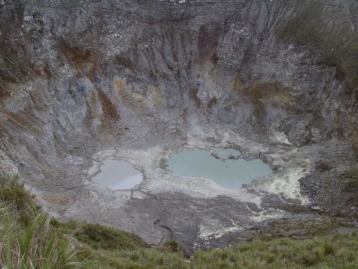 Crater view of Gg Mohowu